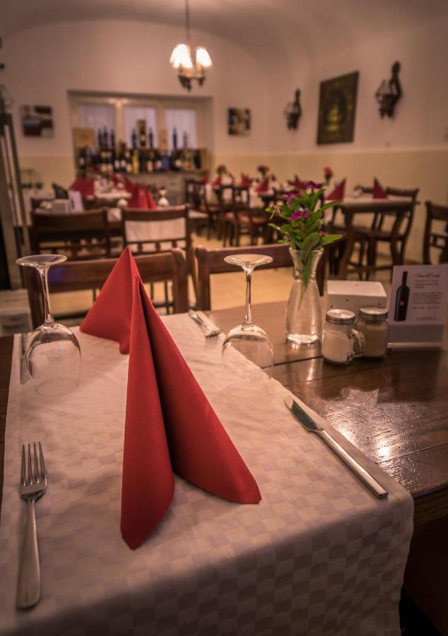 Ristorante Del Ponte Acomodação com café da manhã Cugnasco Exterior foto